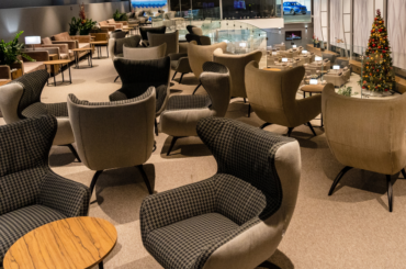 Why It Is Worth Experiencing Complimentary Airport Lounge Access-Featured