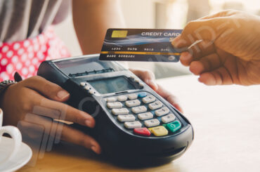 5-Benefits-of-Going-Cashless-with-Credit-Cards-Blog-Feature