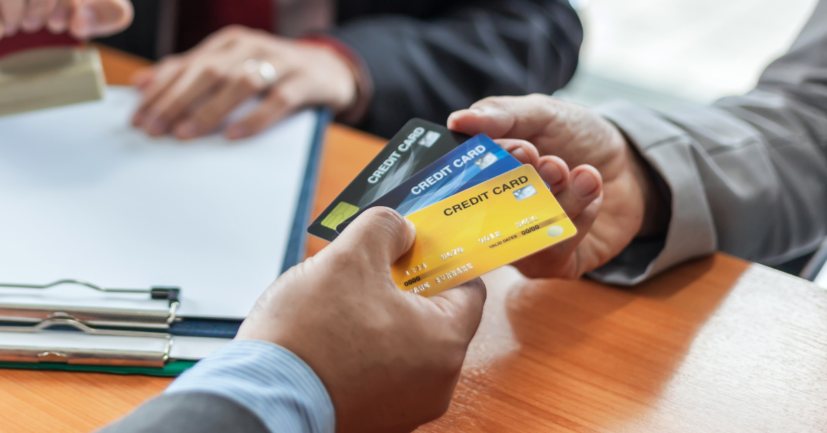 Which is the best Credit Card for paying Utility Bills - Blog Post