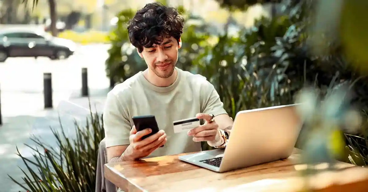 Get a credit card when starting your career. Get Credit Card When Starting Your Career