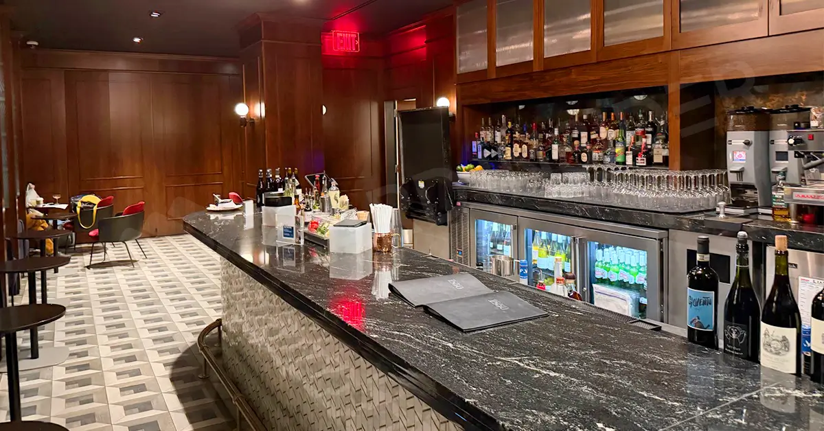 1850 Speakeasy Bar at JFK Centurion Lounge Review The Centurion Lounge Food & Beverages